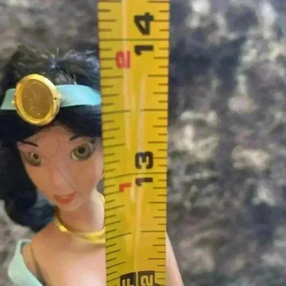 Disney Jasmine Porcelain Doll Brass  Key KeepSakes AWholeNewWorld Magic - Picture 14 of 16